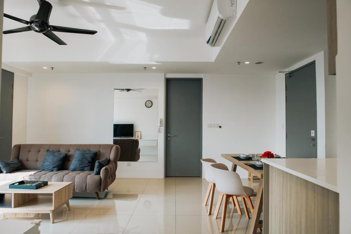 The Pine, 3Br Seaview By Wstay @ Tropicana 218 Macalister George Town Zewnętrze zdjęcie
